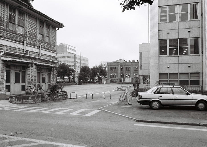 【写真に見る戦後の義塾】変わりゆく信濃町──1980年代末